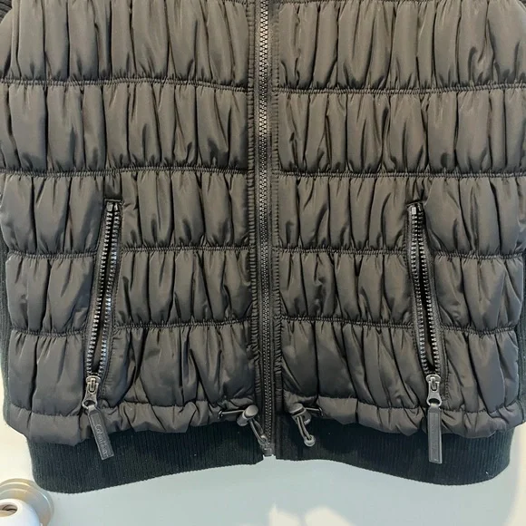 Calvin Klein Black Puffer Winter Vest - Picture 4 of 5
